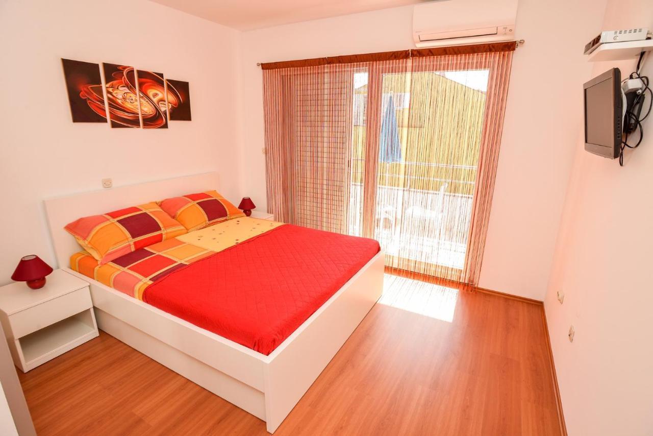 Villa Pino With Pool, Sauna & Jacuzzi Petrcane Ngoại thất bức ảnh