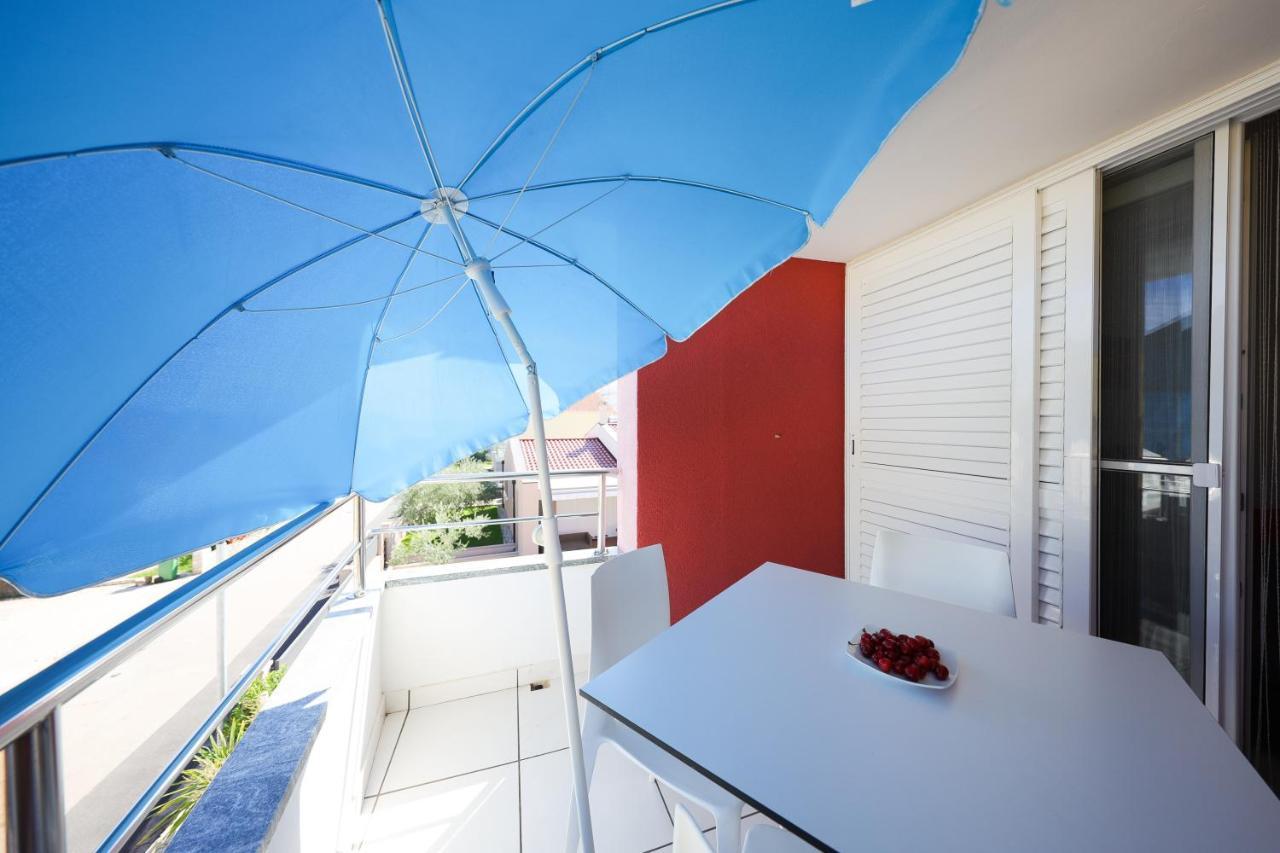Villa Pino With Pool, Sauna & Jacuzzi Petrcane Ngoại thất bức ảnh